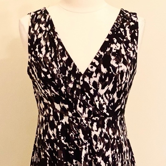 LOFT Black Brown Animal Print Size M Office Chic Preppy Modern Classic Dress - Picture 2 of 8